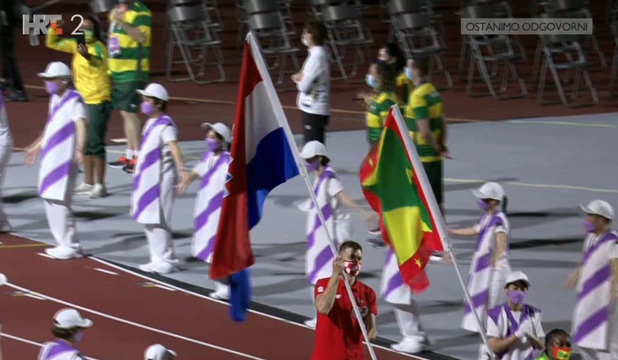 Ivan Mikulić hrvatski stjegonoša na zatvaranju POI-ja, Foto: Screenshot: HTV/HRT
