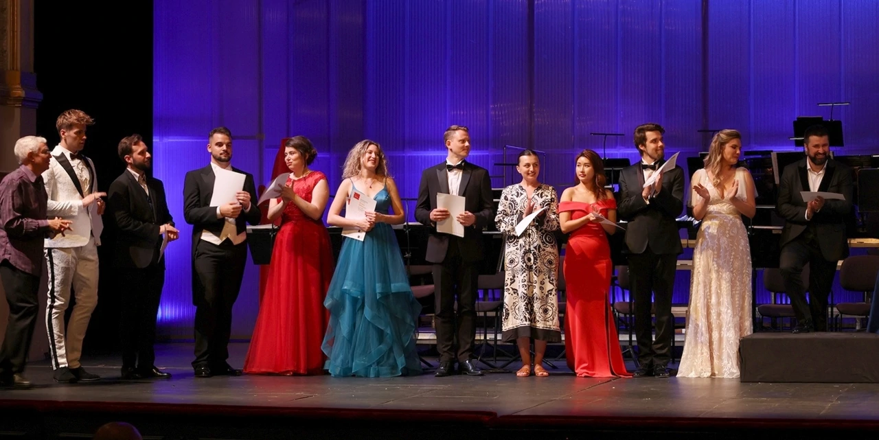 Sudionici finalne večeri natjecanja "Zinka Milanov"