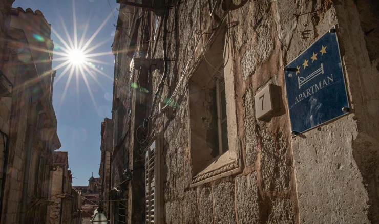 U srpnju blagi pad turista i noćenja u privatnom smještaju