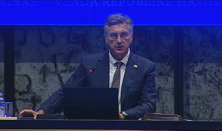 Plenković: Pokušaj opoziva je politički promašaj, Gospić nije odgovornost Vlade