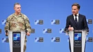 Alexus G. Grynkewich i Mark Rutte