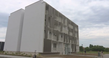 Stradalima u potresu uručeni ključevi novih stanova 