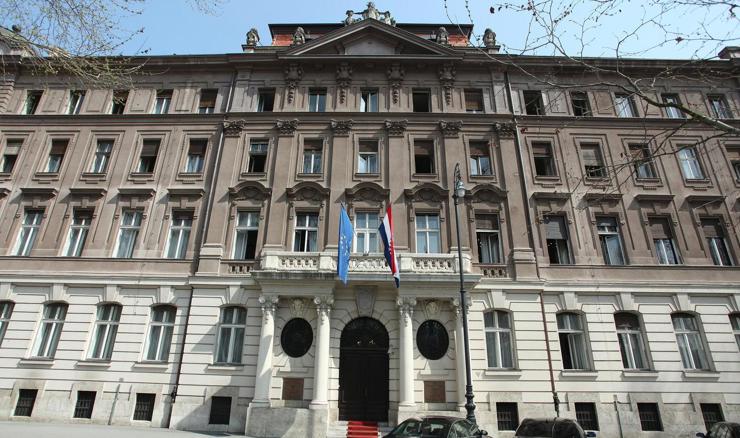 Hrvatska pozvala Crnu Goru da riješi otvorena pitanja