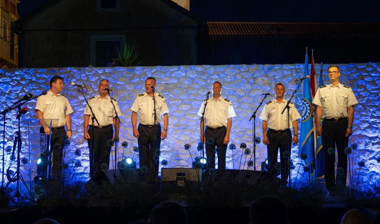 Klapa Sveti Juraj HRM-a: 25 godina pjesme, vjere i domoljublja