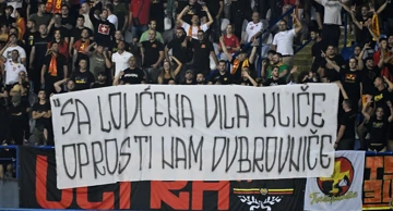 Lijepa gesta crnogorskih navijača