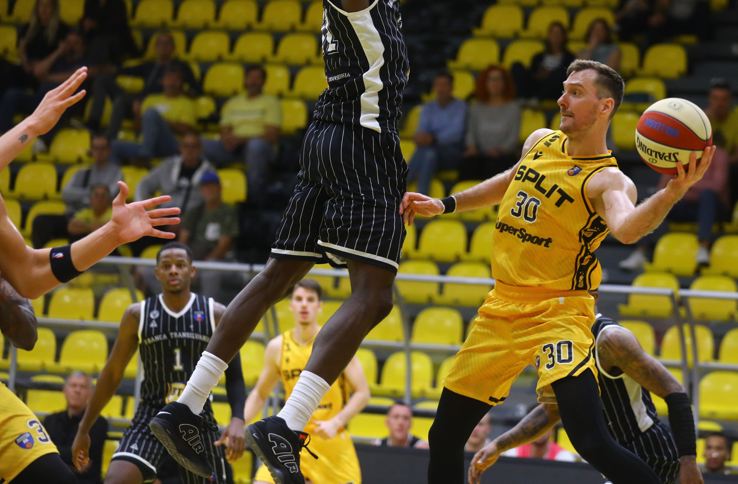 split cluj36 251025 20251025131136