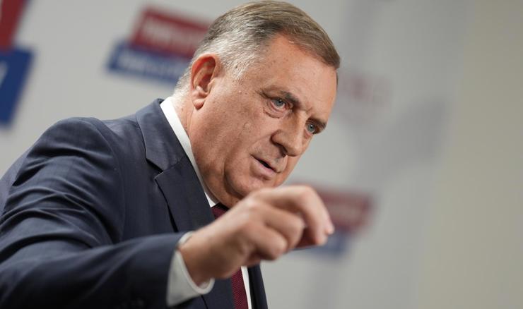 Dodik opet poziva Srbe iz SAD-a da na izborima za Kongres podrže Trumpa