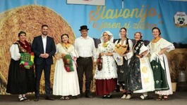 "Slavonijo, u jesen si zlatna"