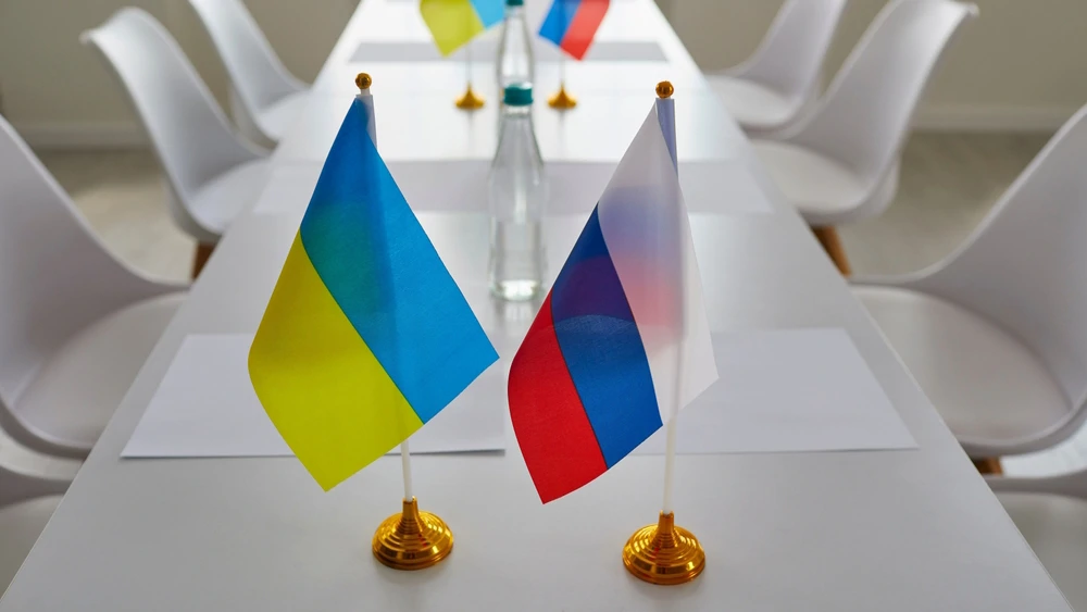 Putin prijeti odgovorom, Ukrajina pregovara o miru