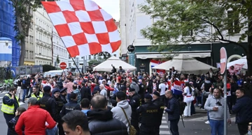 Hrvatski navijači u Pragu