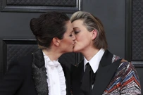 Brandi Carlile i Catherine Shepherd poljubile su se na crvenom tepihu, Foto: Maria Alejandra Cardona/REUTERS