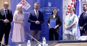 Piletić uručio ugovore