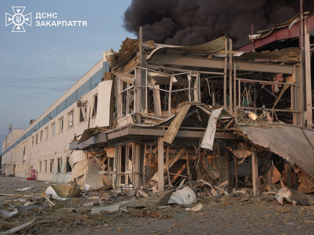 Tvornica tvrtke Flextronics, Foto: Press service of the State Emergency Service of Ukraine in Zakarpattia region/Reuters