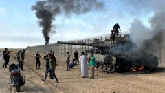 Zapaljeni tenk Merkava