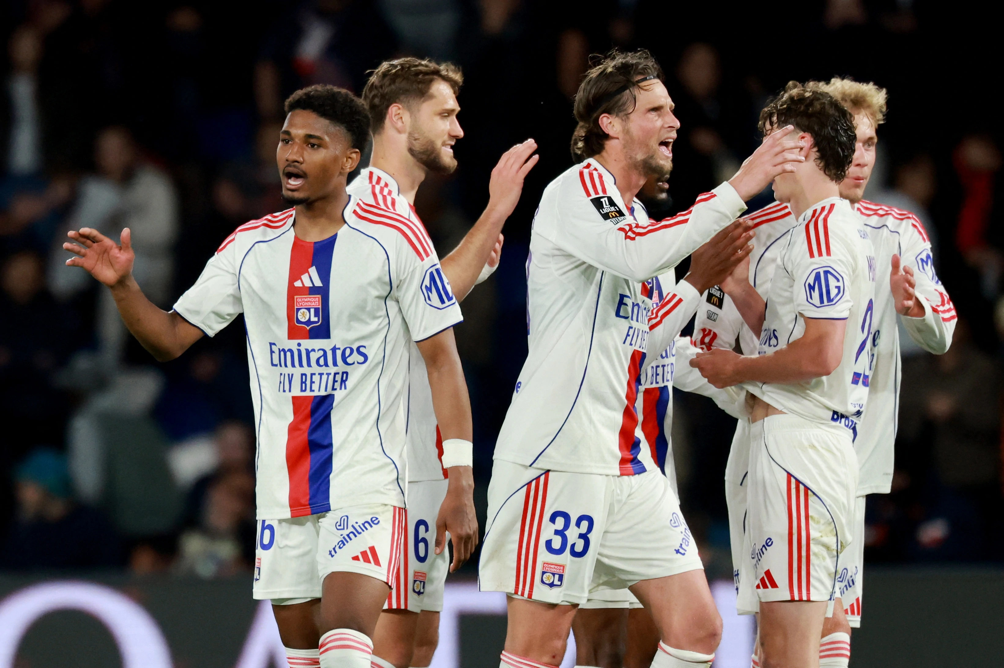 Lyon šokirao PSG i zakomplicirao borbu za naslov