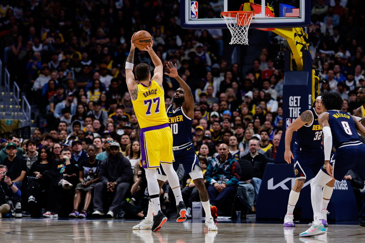 2026 01 21t043205z 1493937899 mt1usatoday28050135 rtrmadp 3 nba los angeles lakers at denver nuggets 20260121095123