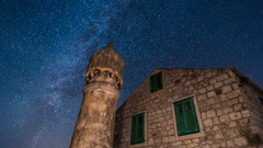 "Tamno nebo Lastovo"