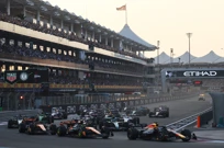 Prvi zavoj u posljednjoj utrci sezone, Foto: Jakub Porzycki/REUTERS