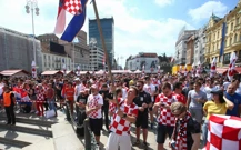 Navijači u Zagrebu, Foto: Matija Habljak/PIXSELL