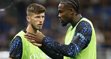 Petar Sučić i Marcus Thuram  