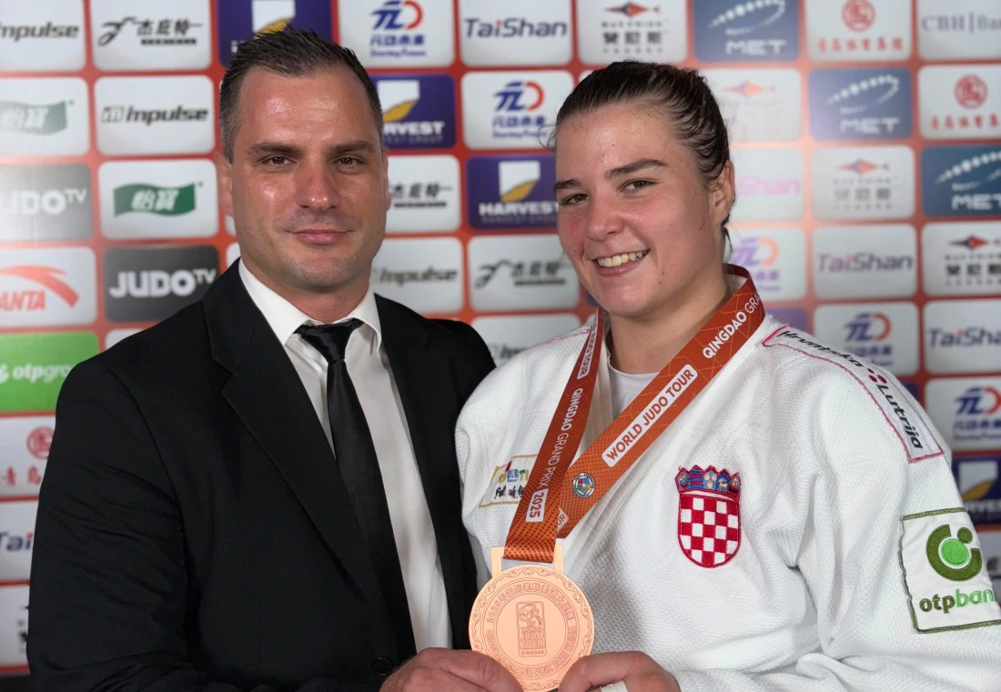 Helena Vuković s broncom