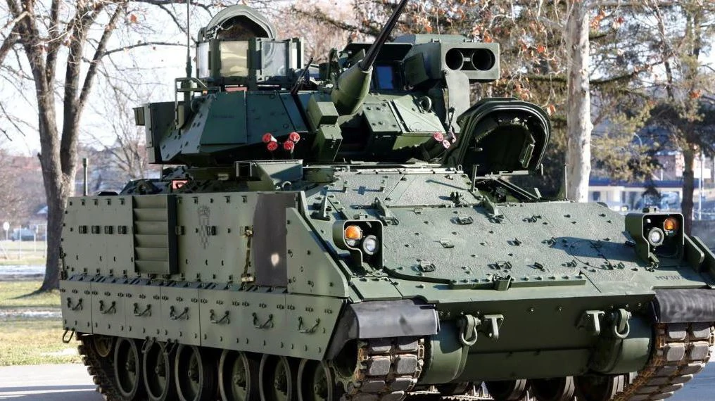 G2-5 Bradley fighting vehicle 