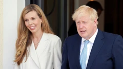 Boris Johnson sa suprugom Carrie 