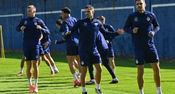 Trening igrača Dinama uoči utakmice s Maccabijem