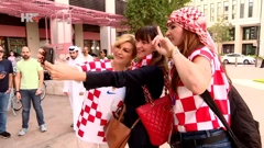 Ekipa HRT-a u Kataru je srela brojne navijače, među njima i bivšu predsjednicu Kolindu Grabar Kitarović
