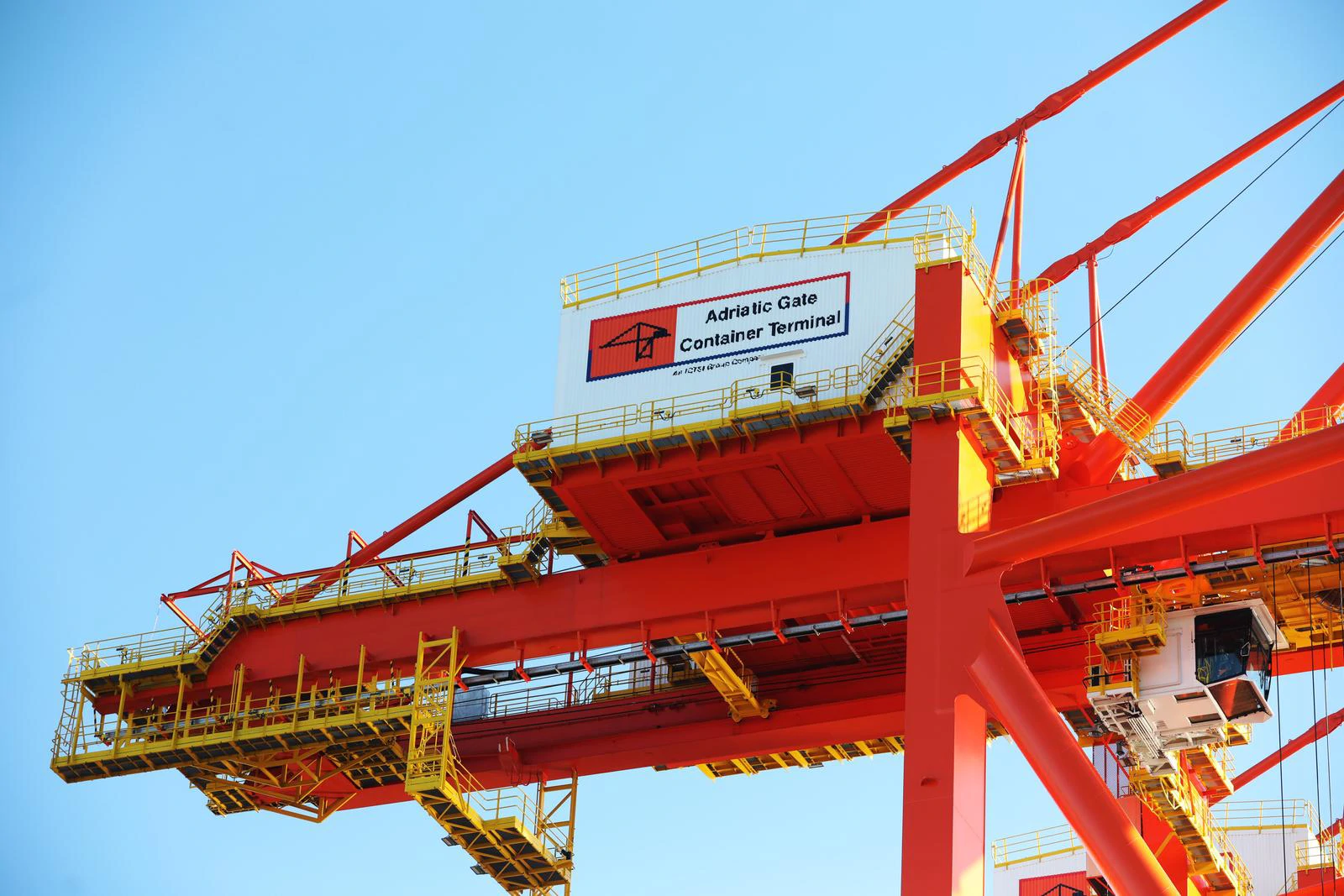 Vanjskotrgovinski deficit u prva dva mjeseca gotovo 2,6 mlrd. eura