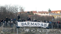 Navijači Rijeke za vrijeme Jadranskog derbija