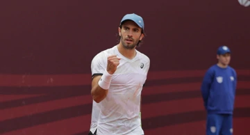 Borna Ćorić