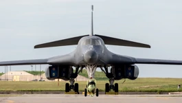 B1 Lancer