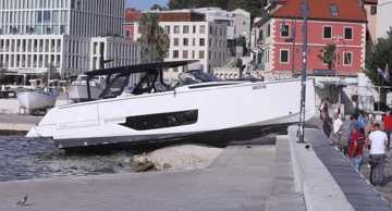  Split: Pomorska nesreća na Matejuški, gliser se nasukao u punoj brzini 