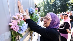 Prema Srebrenici ispraćeni posmrtni ostaci 30 žrtava genocida