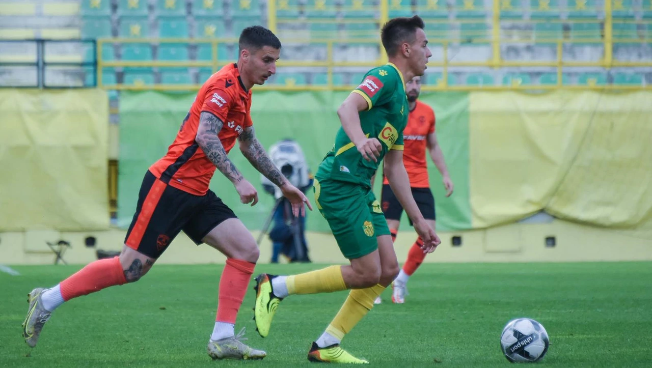 Amer Hiroš, Facundo Caseres