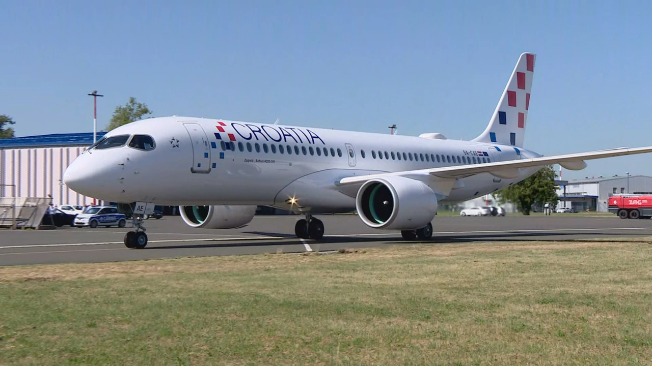 Airbus A220 sletio u Zagreb, Foto: HTV/HRT