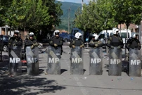 Snage KFOR-a u Zvečanu, Foto: Ognen Teofilovski/REUTERS