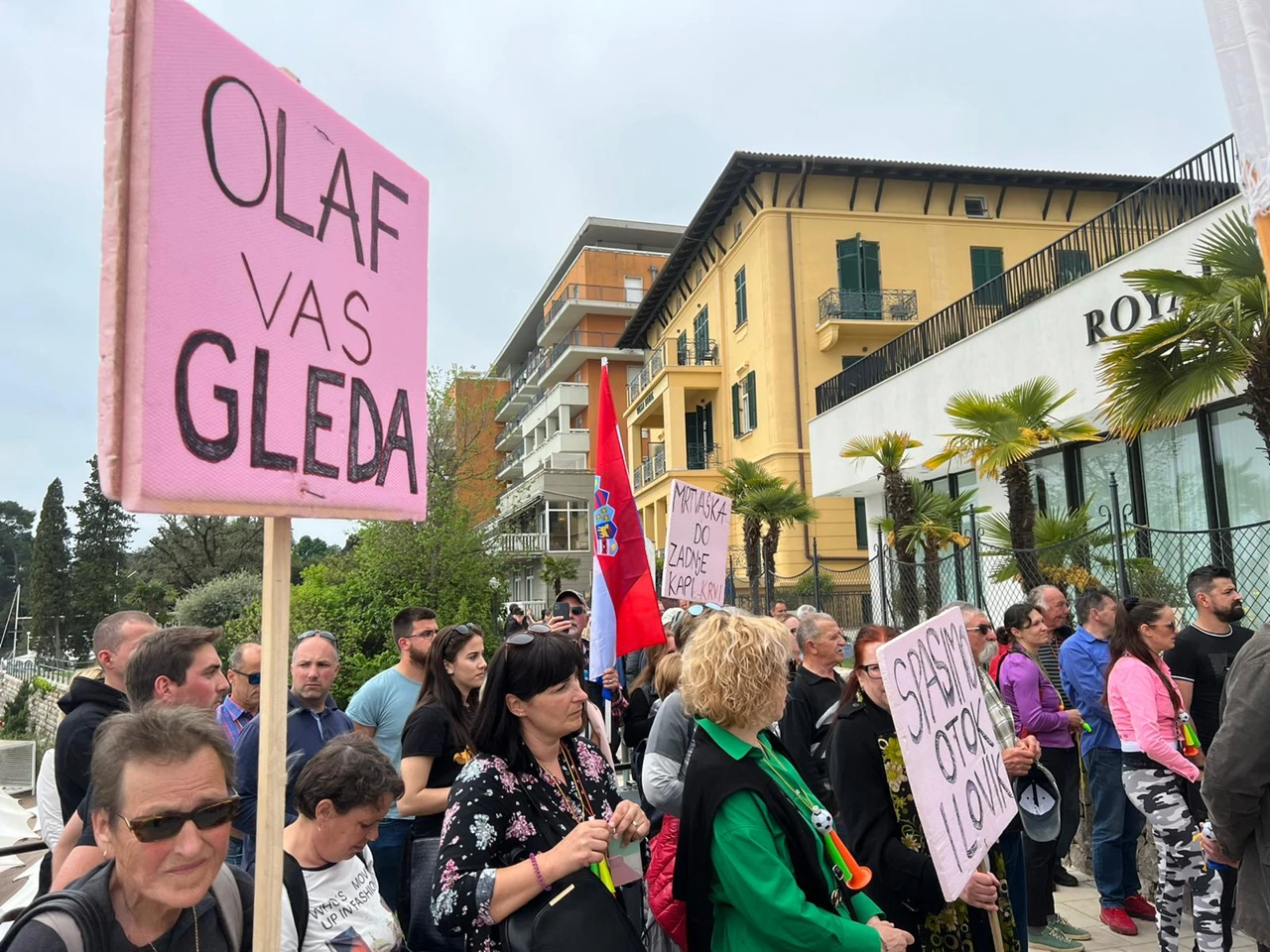 prosvjed u tijeku, Foto: Vedrana Lisica Pavlović/Radio Rijeka