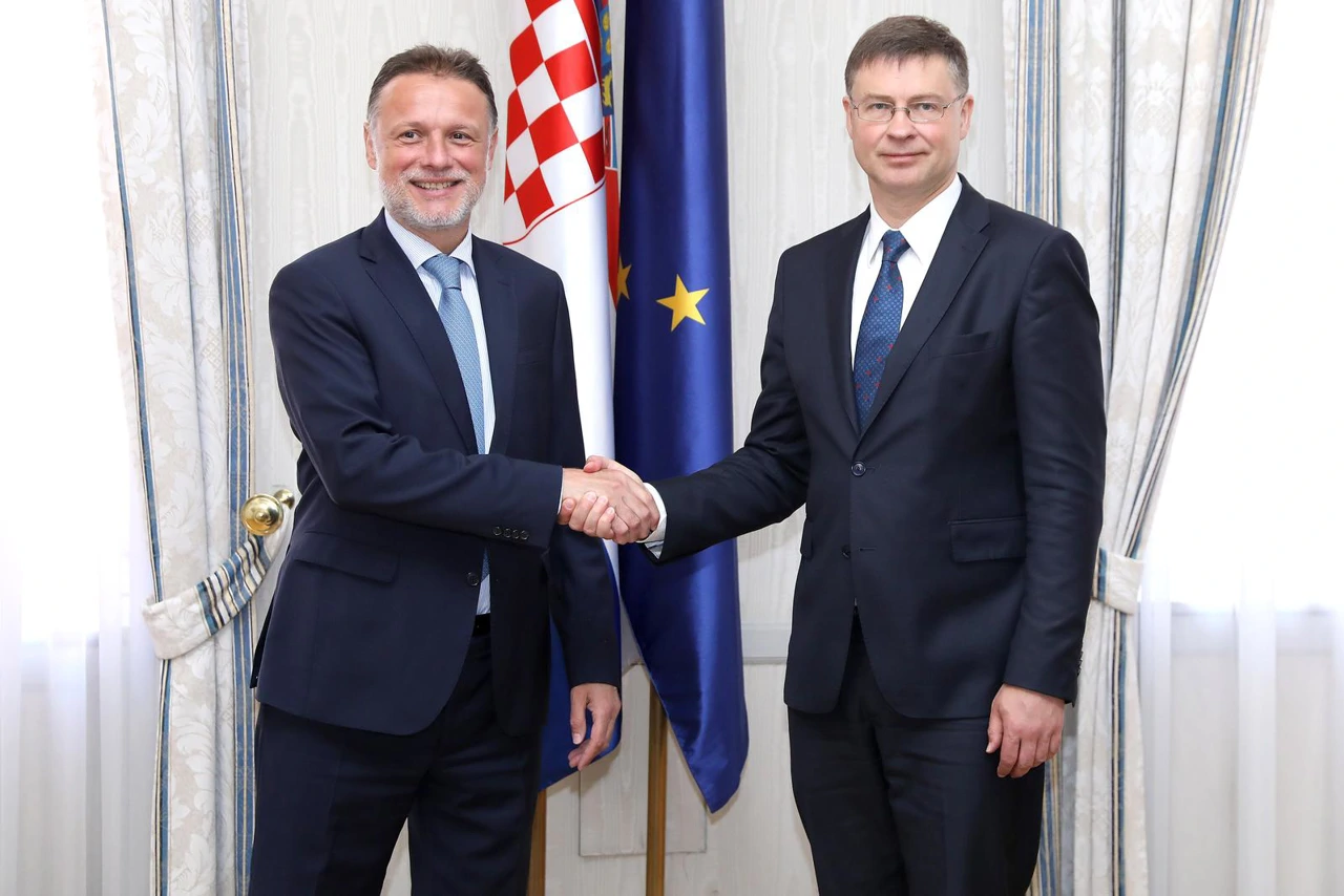 Gordan Jandroković primio je  izvršnog potpredsjednika EK-a Valdisa Dombrovskisa , Foto:  Patrik Macek/PIXSELL