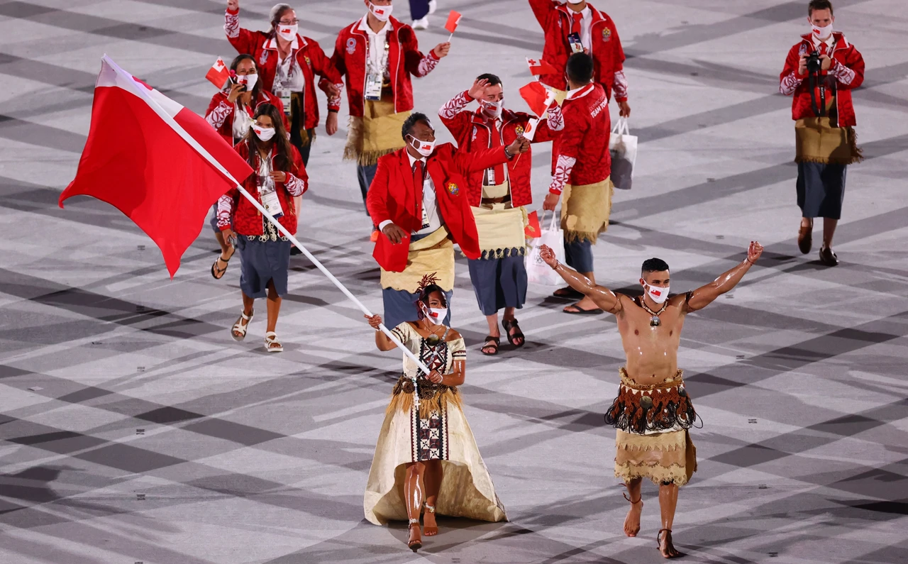 Malia Paseka iz Tonga i Pita Taufatofua 