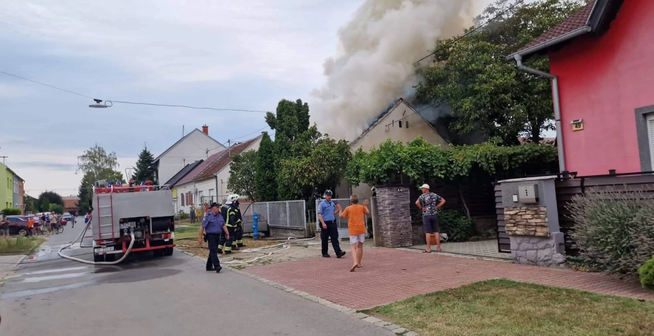 Vatra progutala obiteljsku kuću u Retfali, Foto: HRT/Radio Osijek