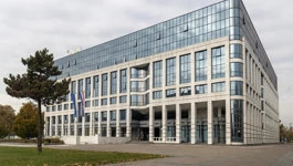 Upravna zgrada Ine