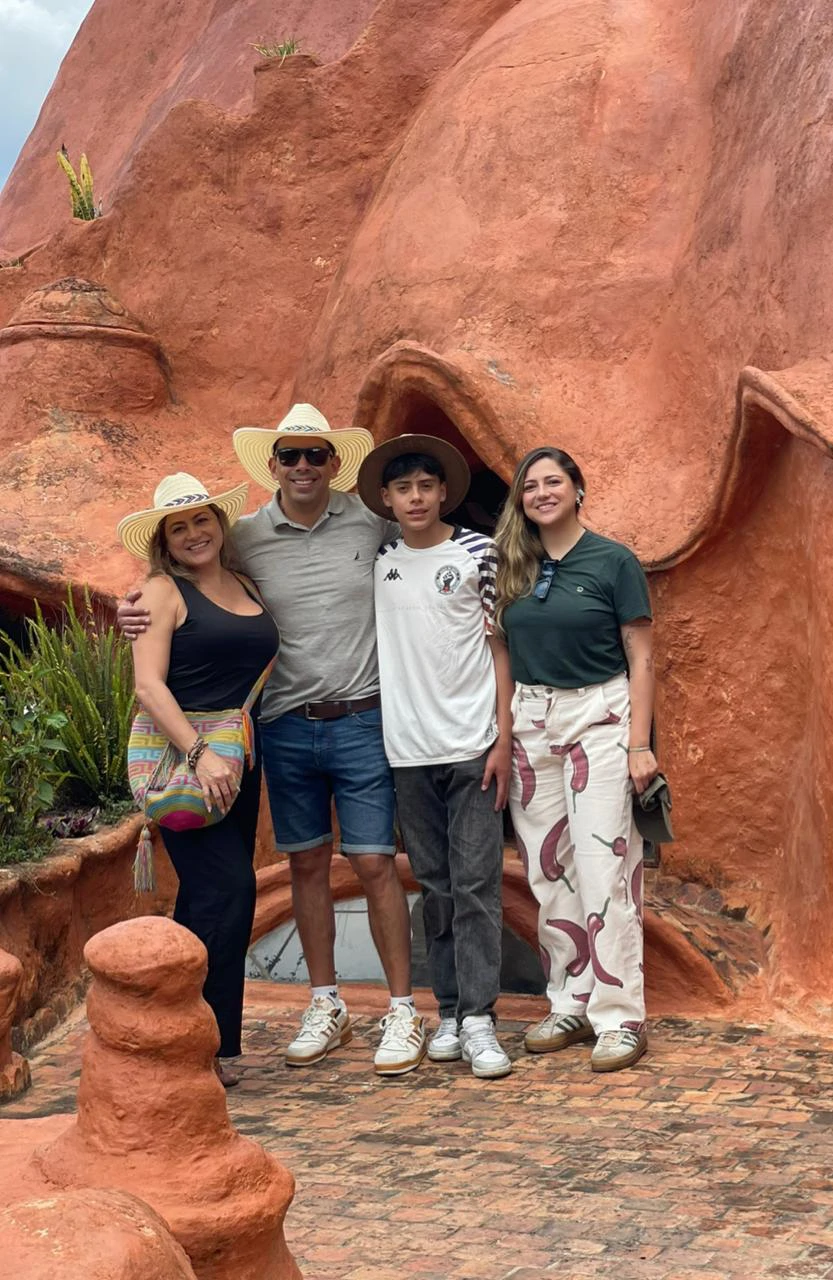 Valeria con su familia / Valeria sa svojom obitelji, Foto: Valeria Salgado Sankovich//