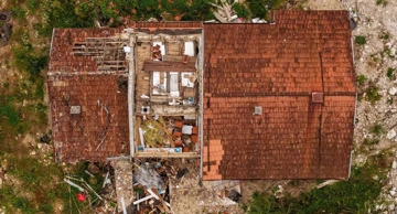  Pogled iz zraka na Donju Jablanicu gdje je prije godinu dana u bujičnim poplavama poginulo 19 osoba 