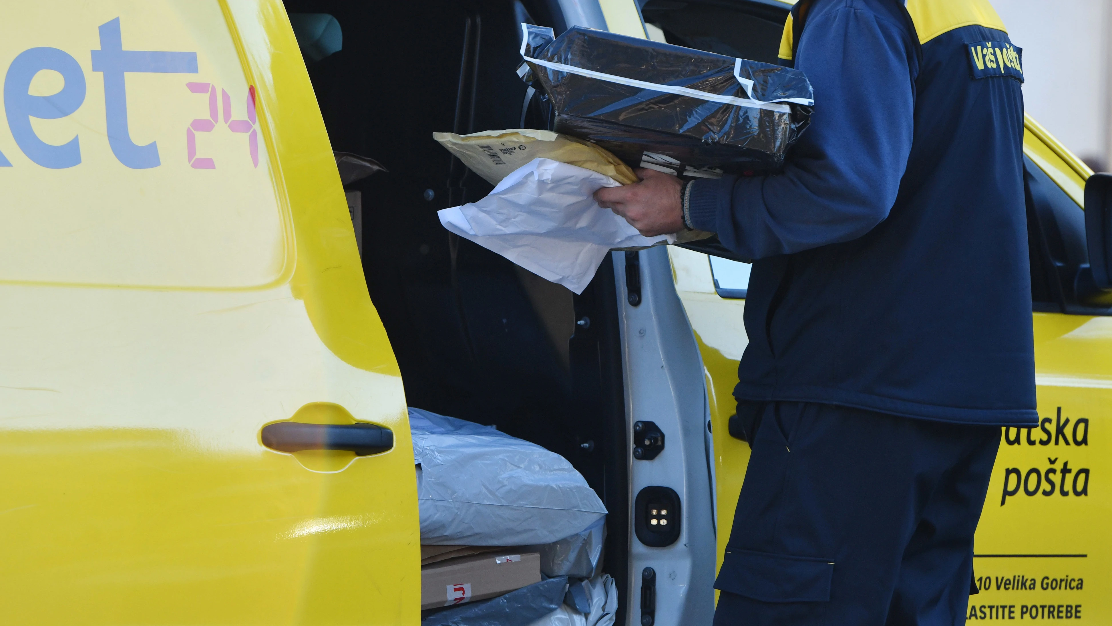 Hrvatska pošta upozorava: Ne nasjedajte na SMS prijevaru!