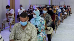 Tunis nastoji cijepiti 50 posto svojih 11,6 milijuna ljudi do sredine listopada.