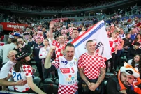 Navijači uoči Hrvatska - Slovenija, Foto: Sanjin Strukic/PIXSELL