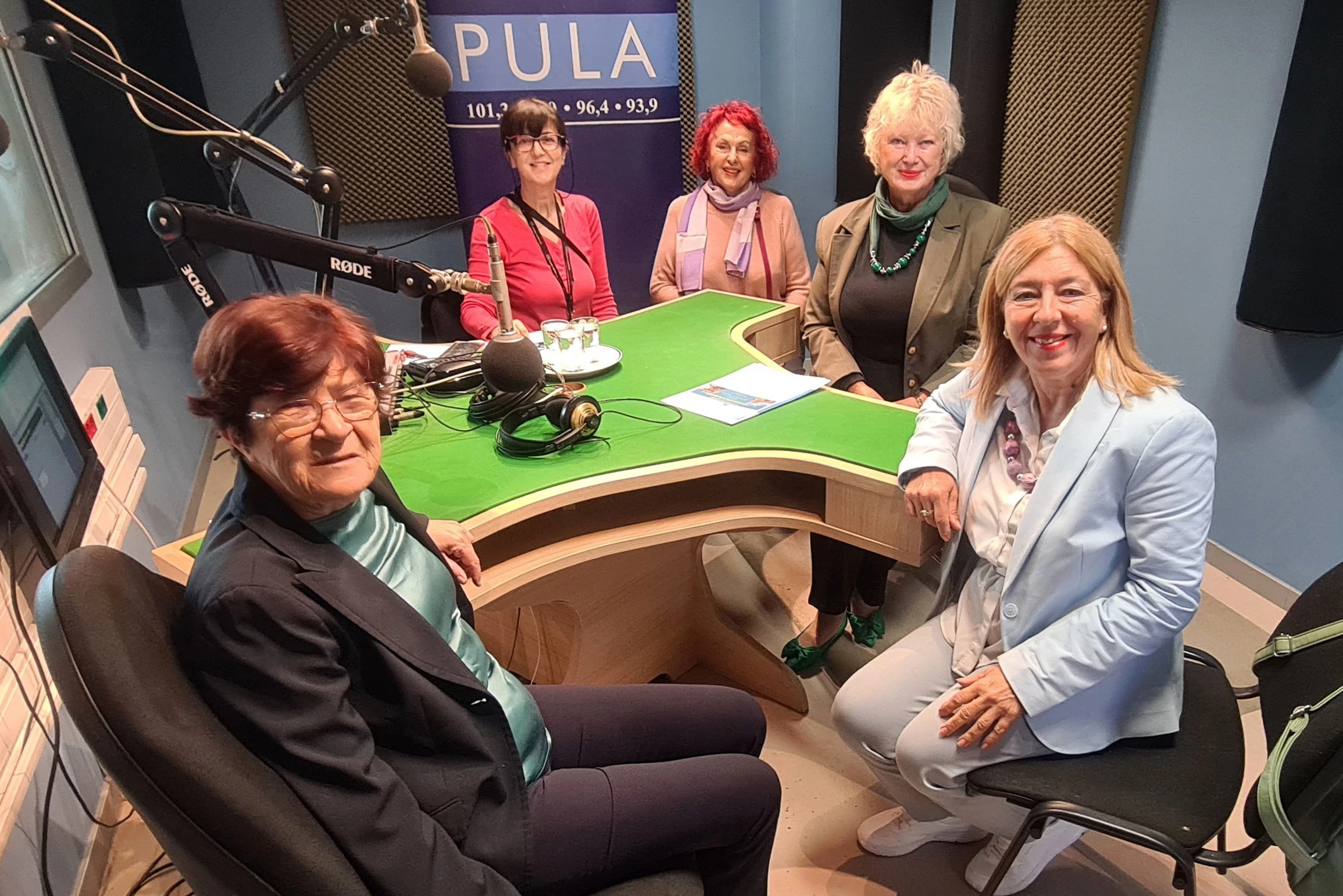 Razvojni kod: Gošće Tatjane Kaštelan predstavnice pulskog BPW kluba poslovnih žena Alida Perkov, Viviana Benussi i Dubravka Orlić Bašlin