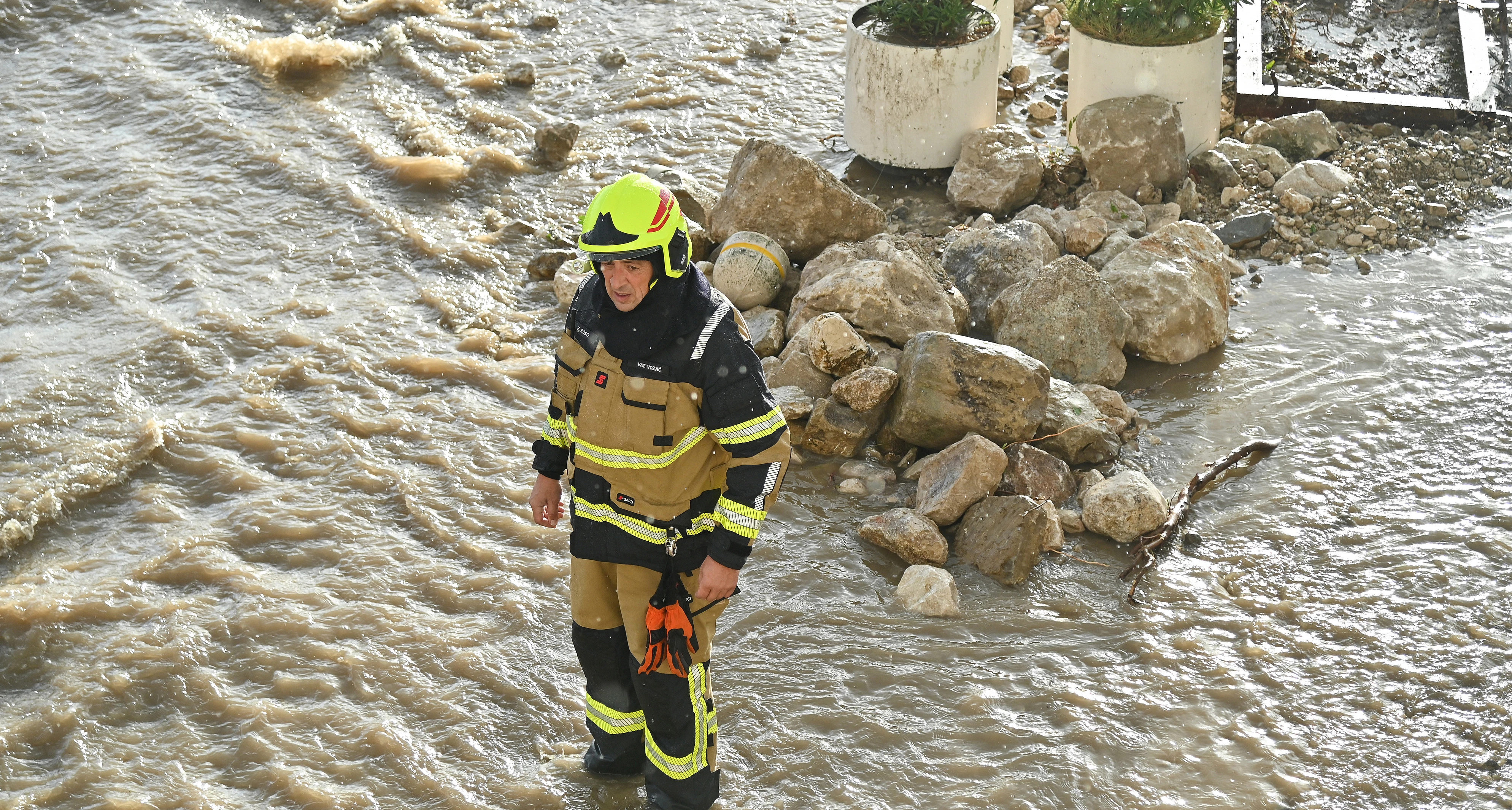 U Podgori se utvrđuje šteta, mještani krive Hrvatske vode